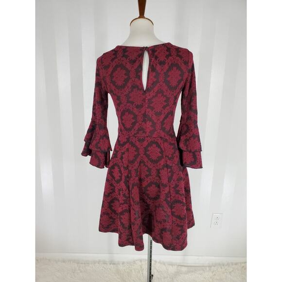 MY MICHELLE Women's Burgundy & Black Patterned Fit & Flare Dress Sz S - Picture 4 of 11